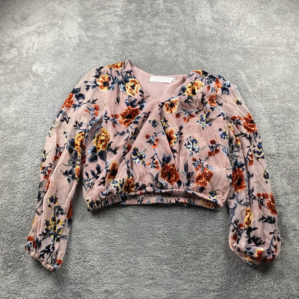 ASTR The Label Cropped Floral V-Neck Blouse Womens Small Pink Long Sleeve